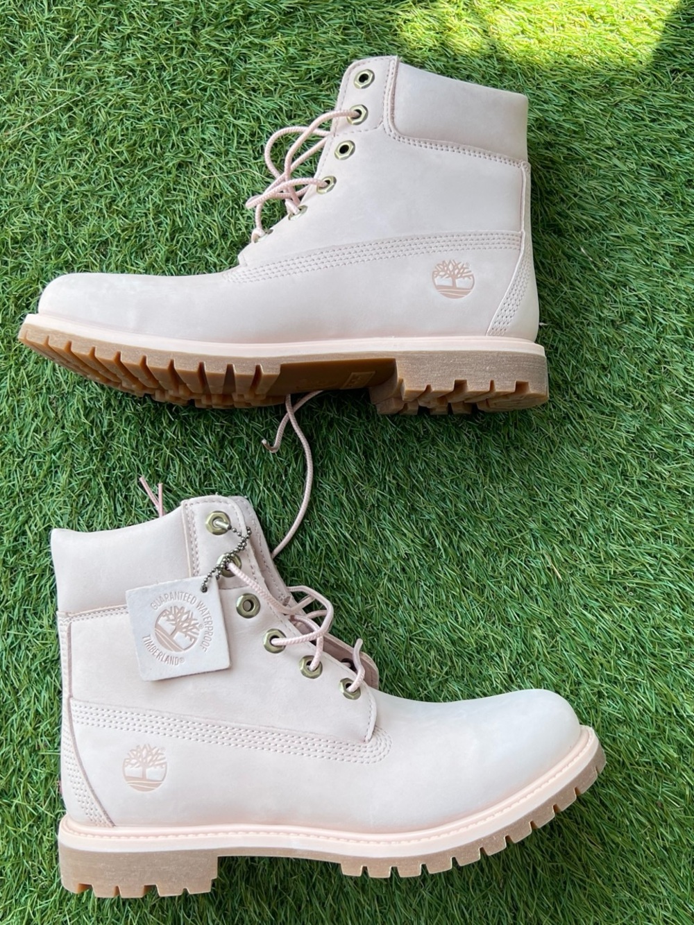 Timberland Women's Lace-Up Boots in Pale Pink